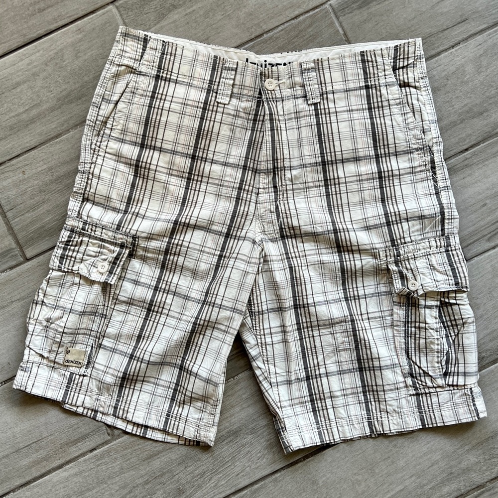 Plaid cargo shorts NWOT size 38